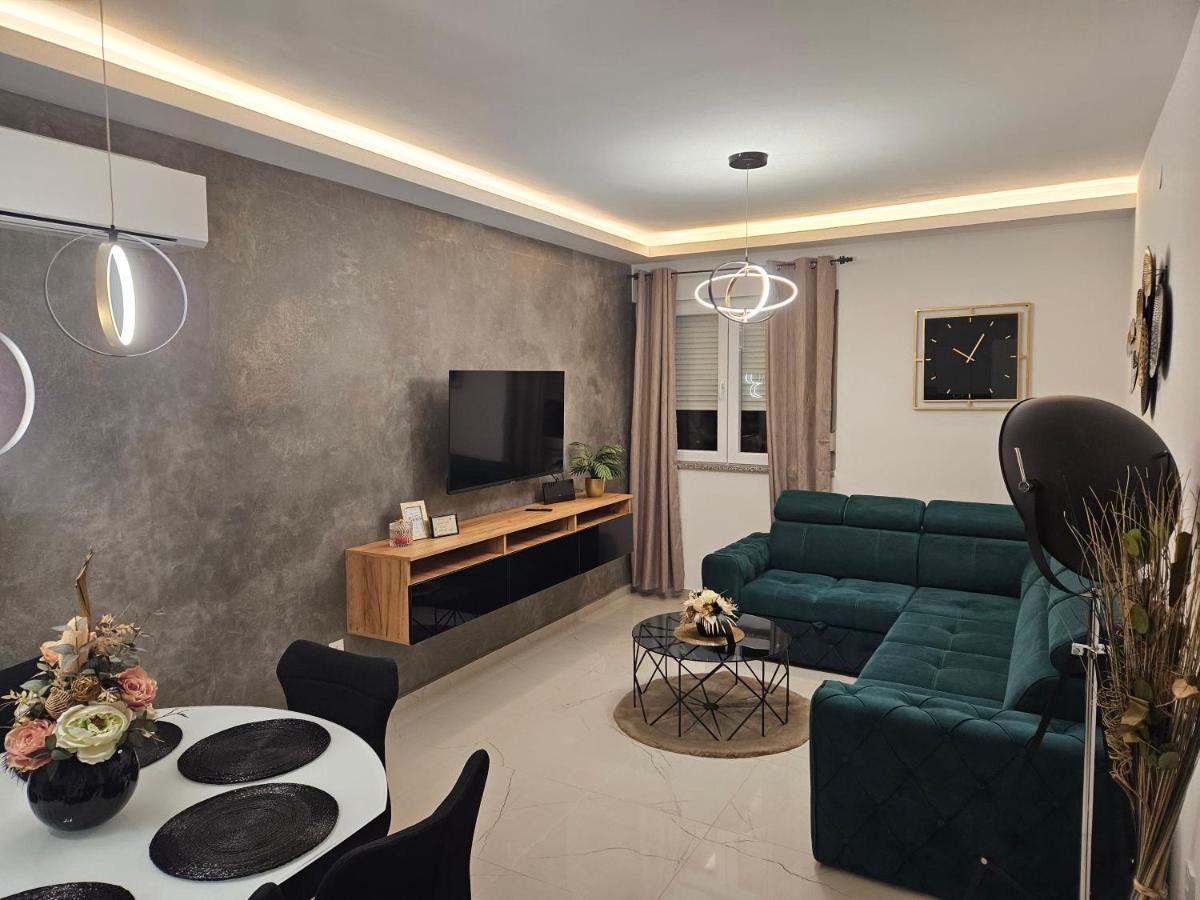 Apartman Nella With Sea Wiew Zadar Eksteriør bilde